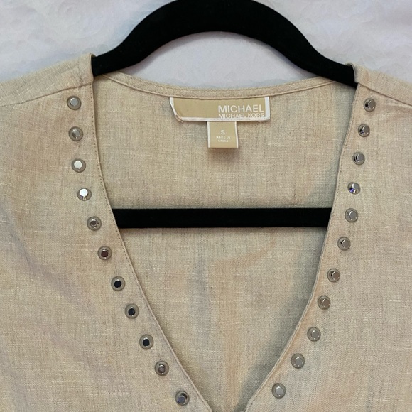 Michael Kors stylish 3/4 length top, Front & side zippers and sleeve zippers . - Picture 2 of 5